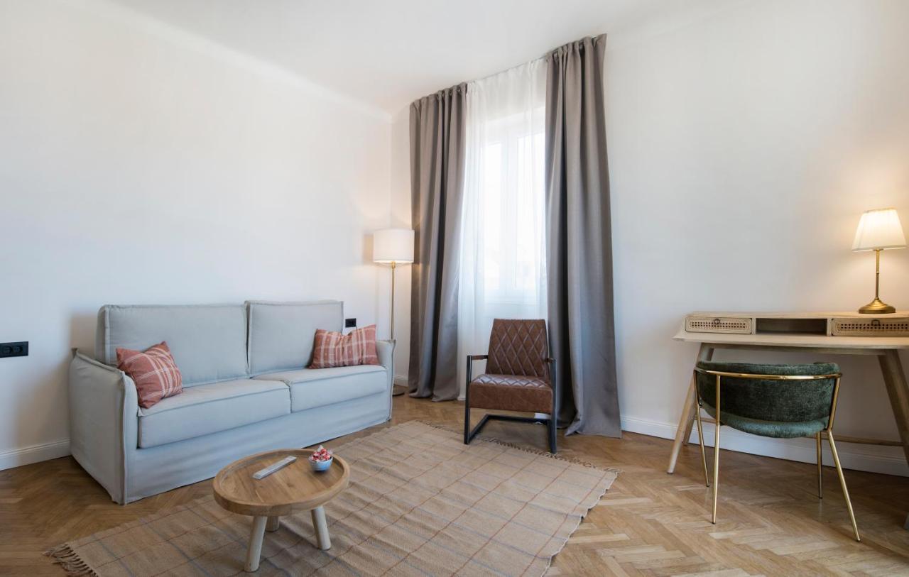 Luxury Apartments Bella - Split Centre W Free Parking Buitenkant foto